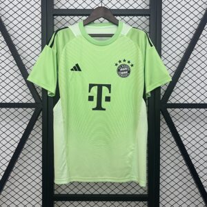 BAYERN MUNICH 25/26